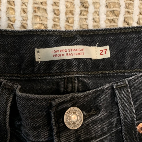 Levi’s Low Pro Jeans🤍 - Picture 4 of 4